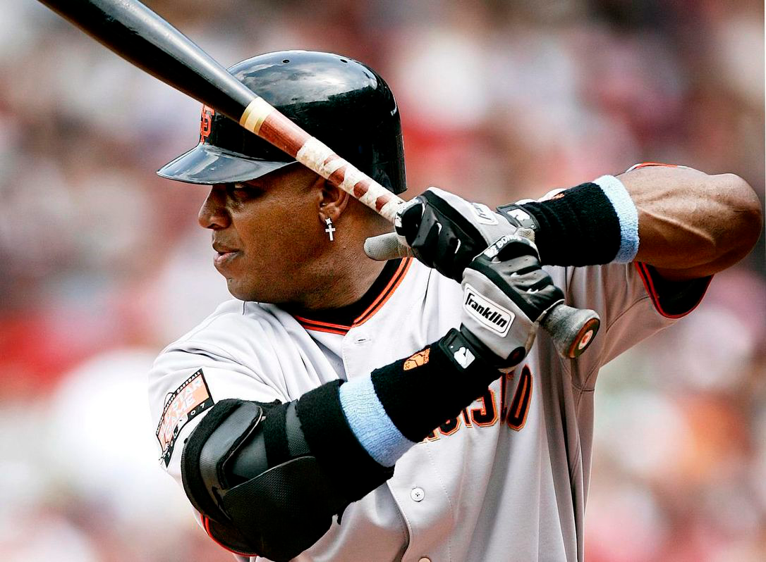 Barry Bonds Is The First MLB Player To Hit A Home-Run Into The San Francisco Bay