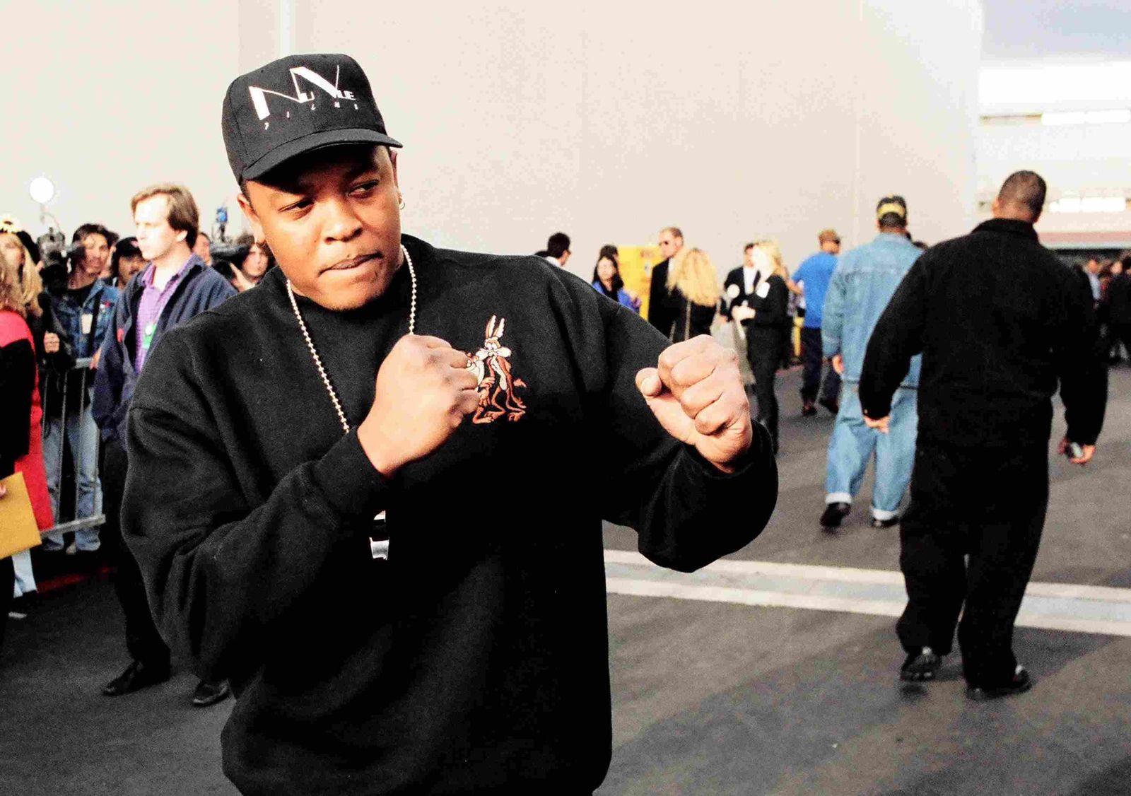 Dr. Dre Gets Punched In The Face