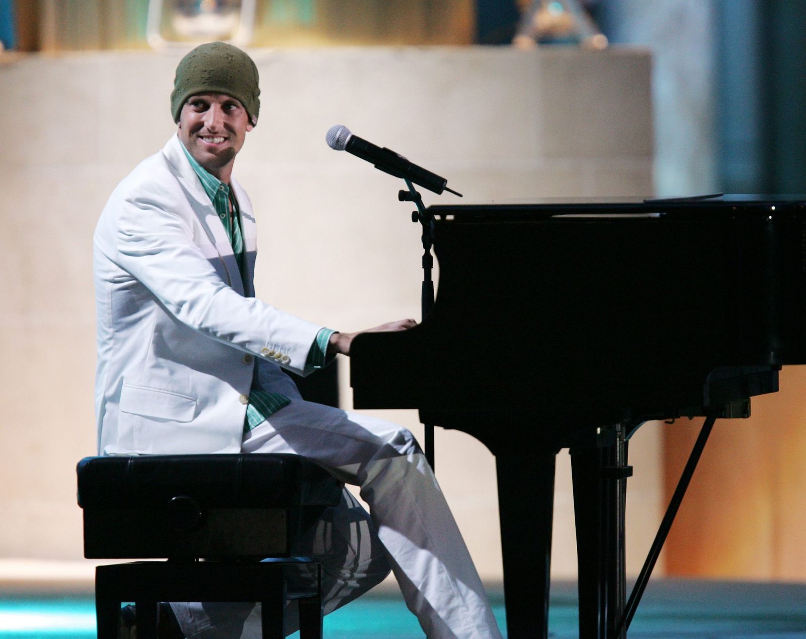 Daniel Powter Releases "Bad Day"