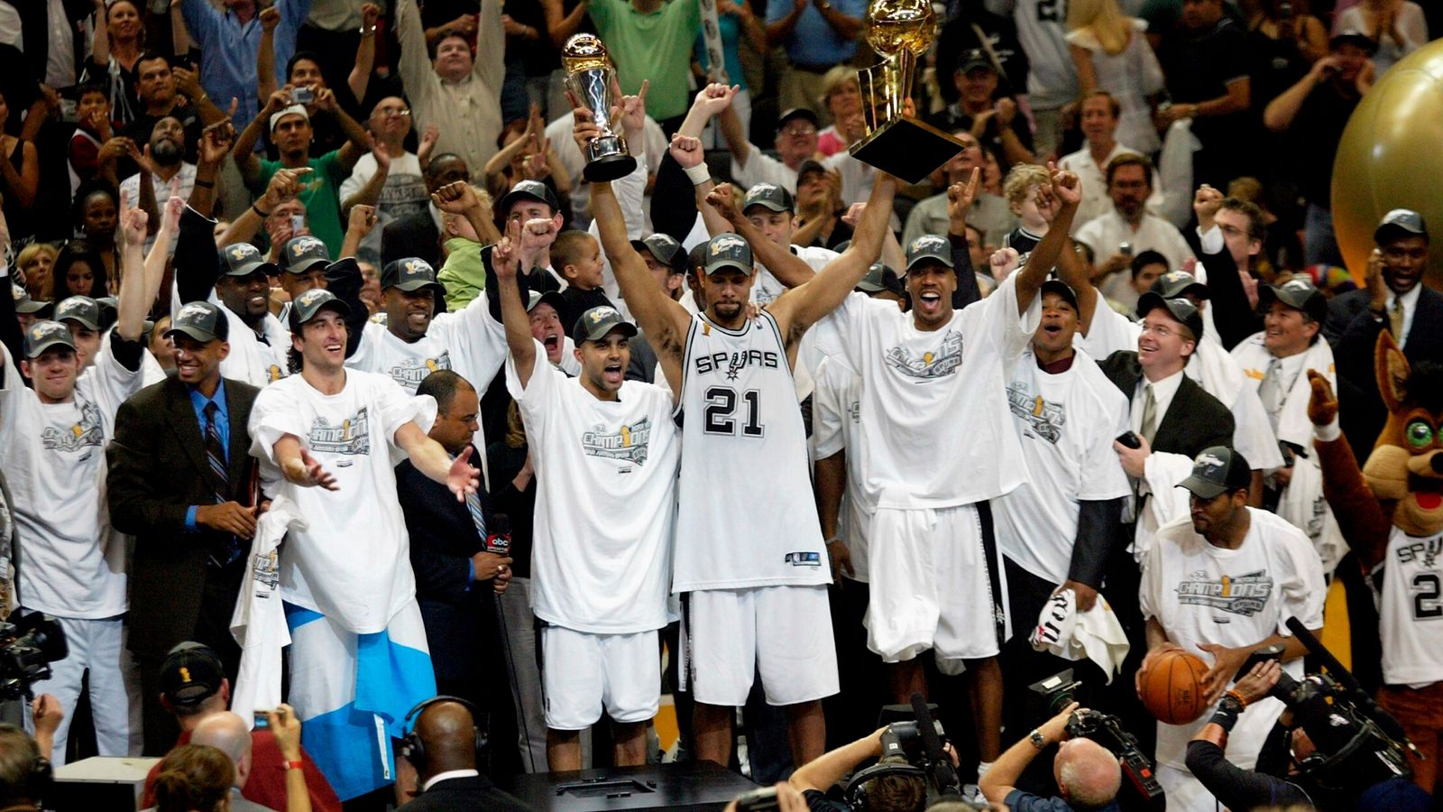 Spurs Win The NBA Finals