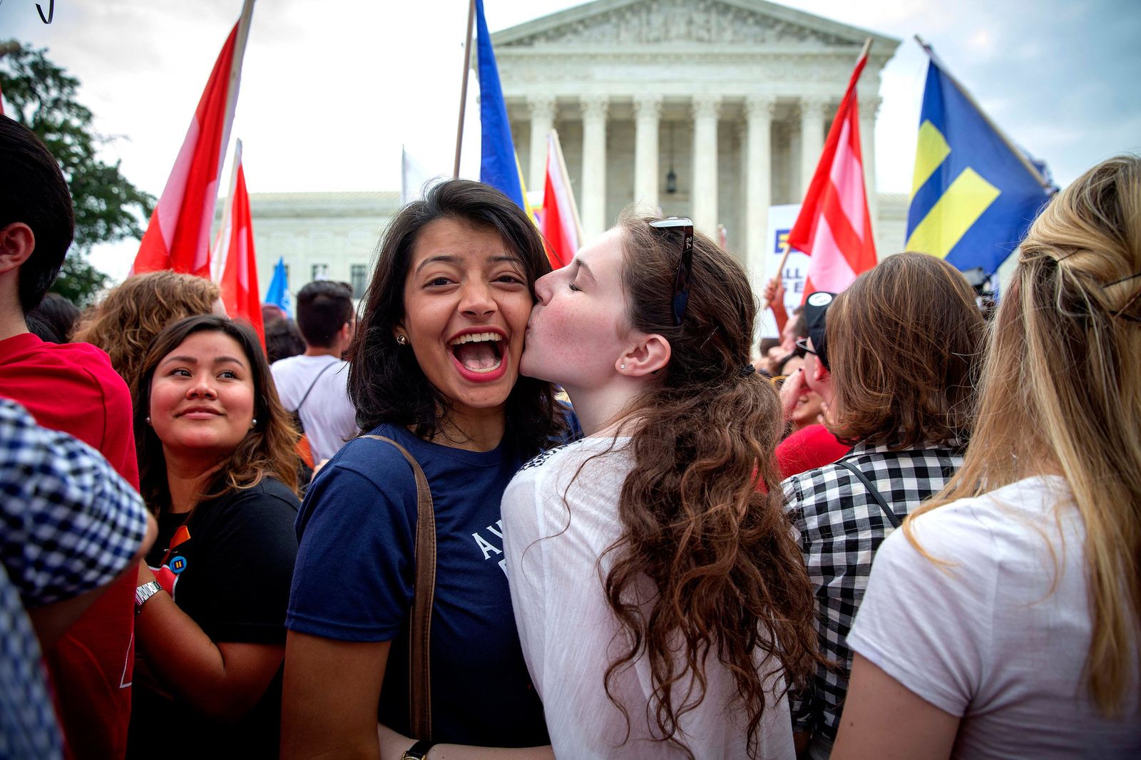 Supreme Court Rules Same-Sex Marriage a Constitutional Right