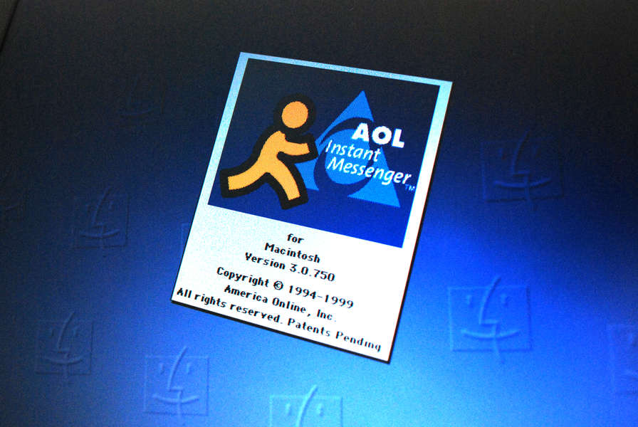Aim Messenger Ends