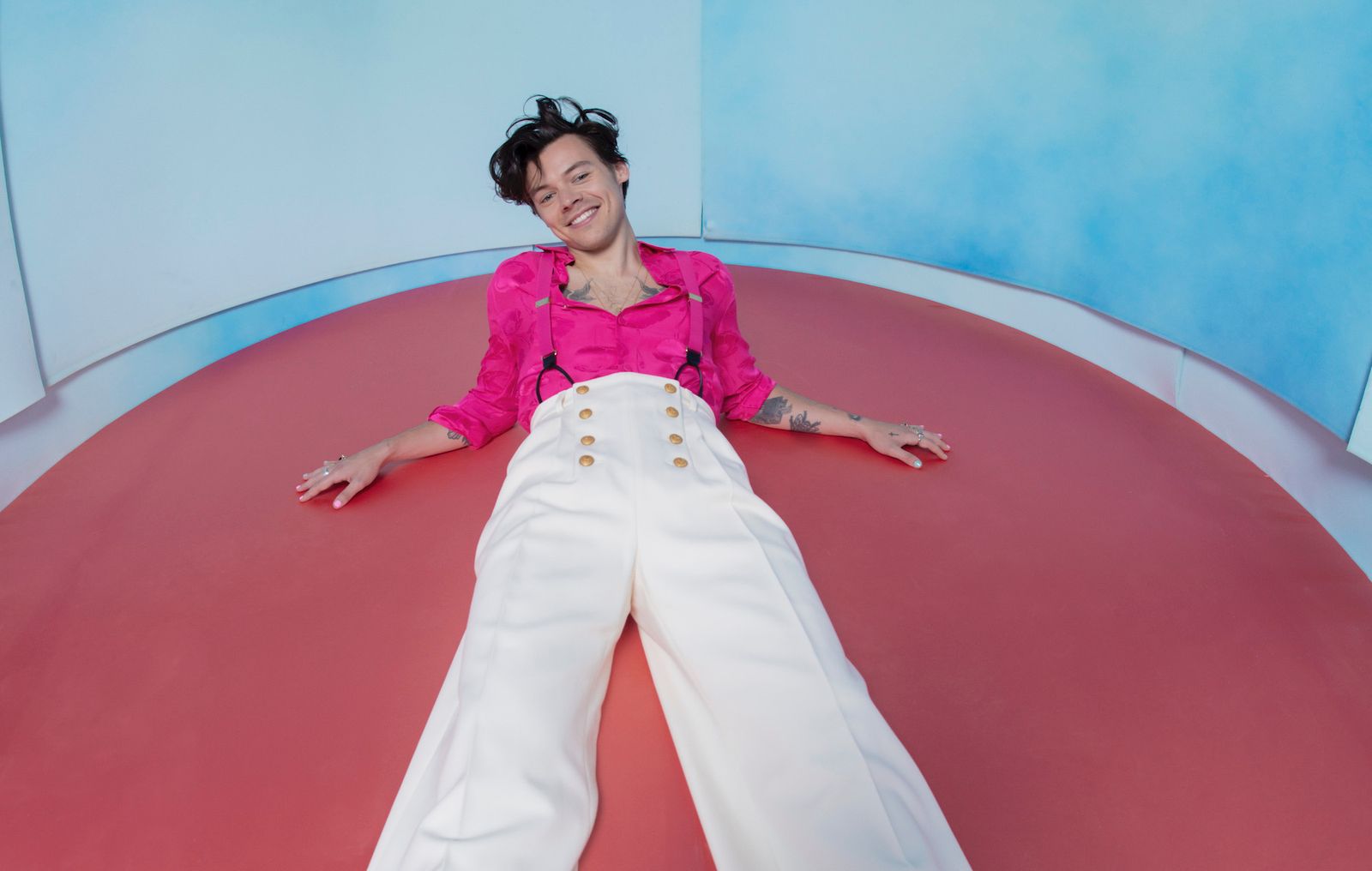 Harry Styles Goes Solo
