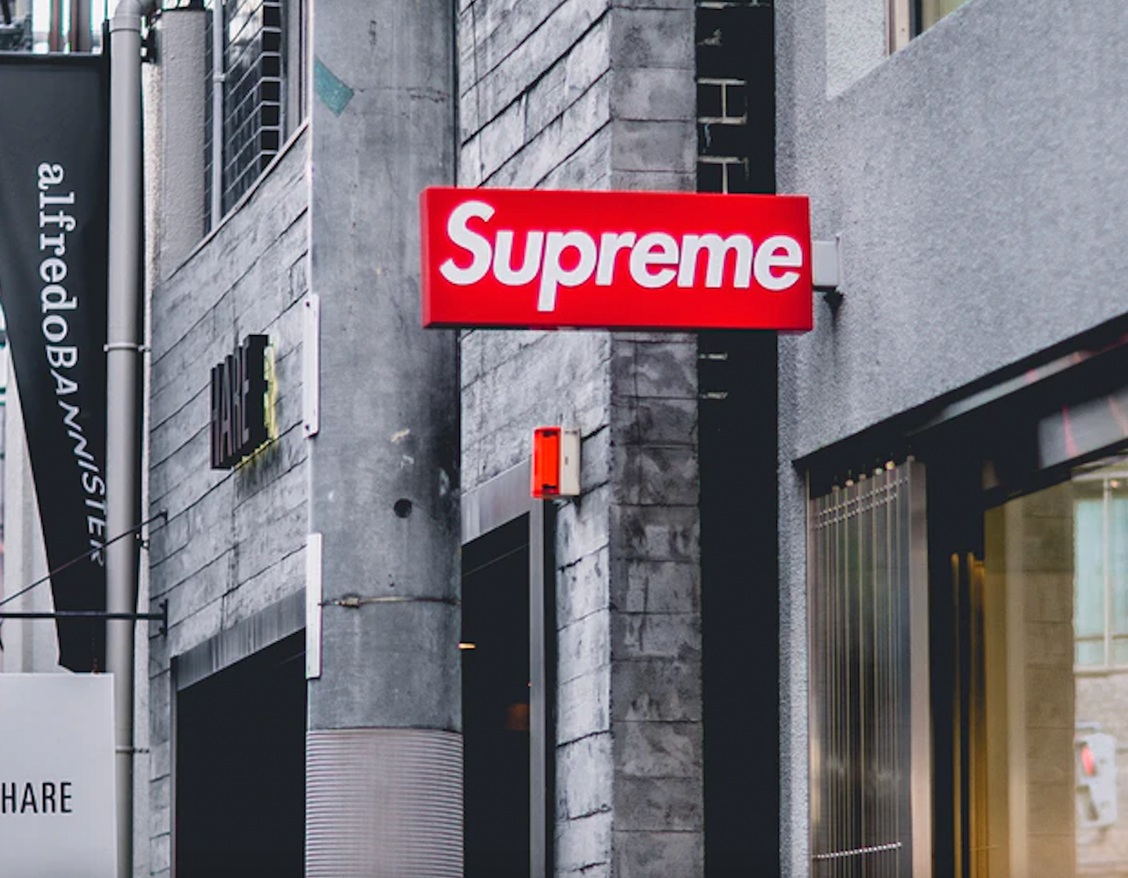 Supreme Italia Lawsuit