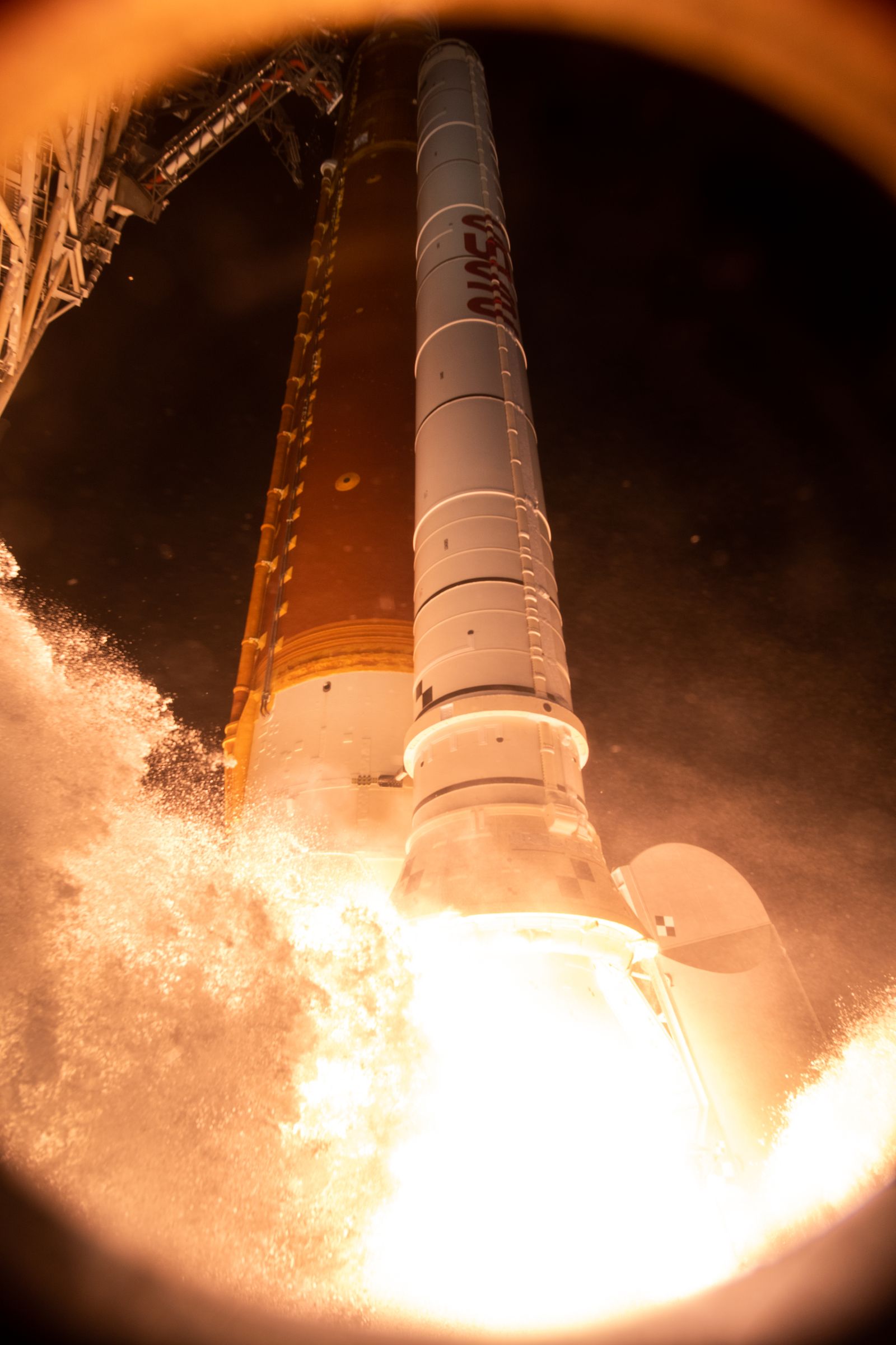 Artemis I Launches